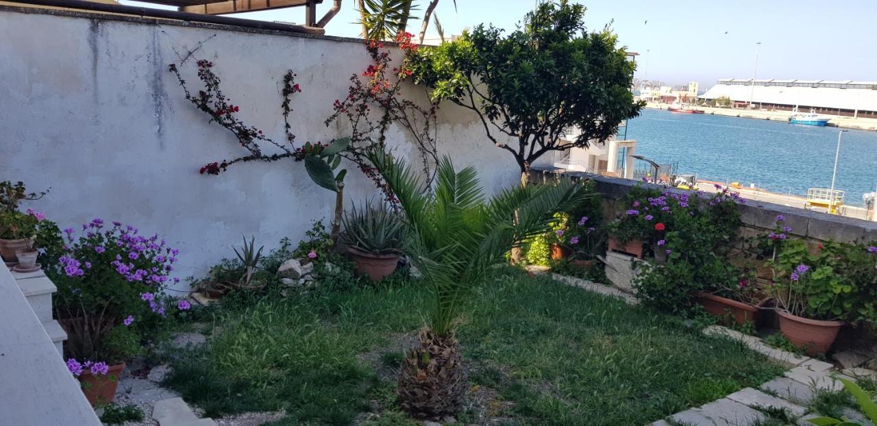 La Casa Sul Porto Apartment Brindisi Exterior photo